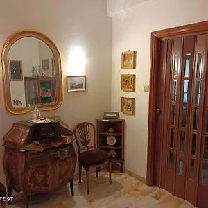apt-opera-flat-2-0.it-romehotels.com/